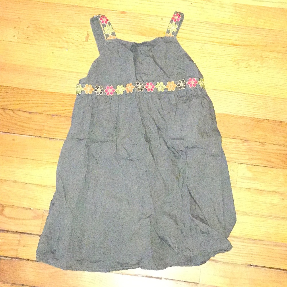 Girls dress
